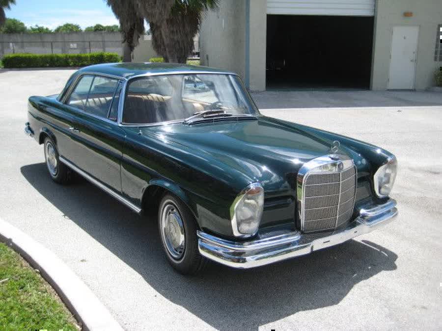 1966 Mercedes 250s #2