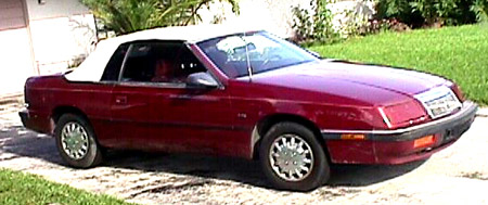 chrysler-closed-r-side2.jpg (44383 bytes)